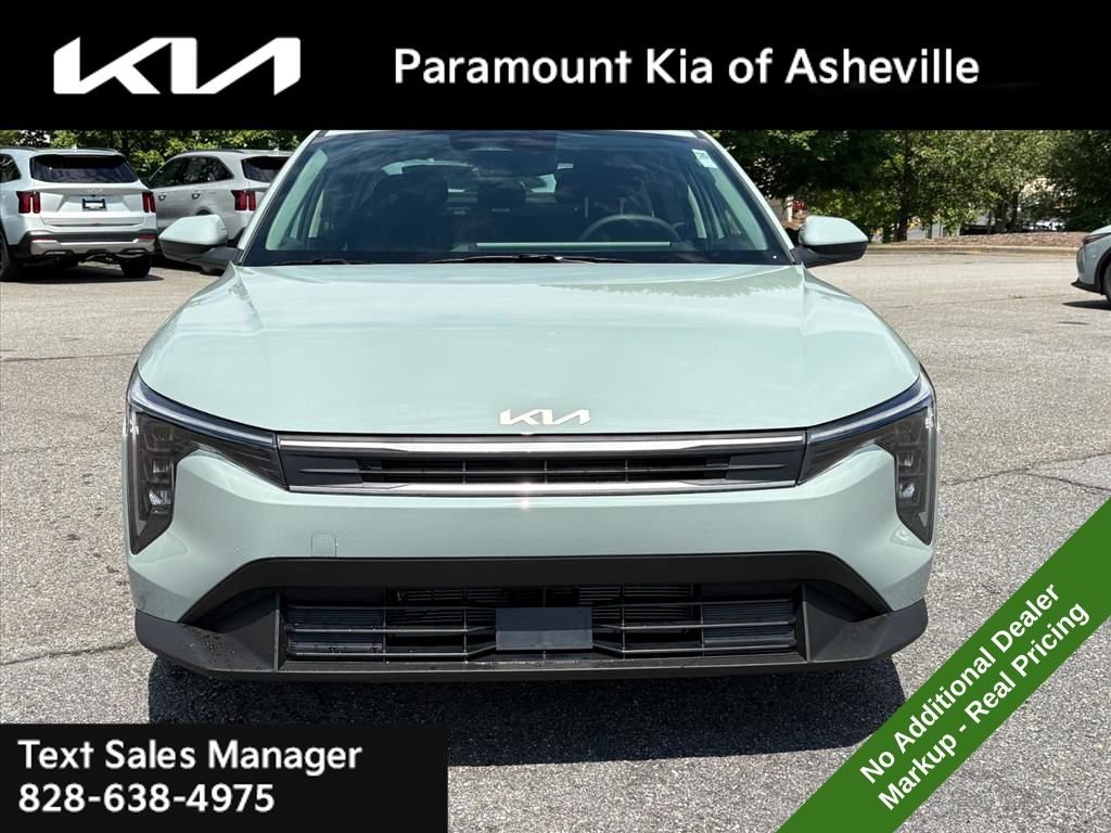New 2026 Kia K4 FWD image 2