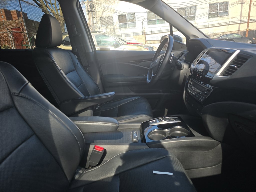 Used 2018 Honda Pilot Elite image 9