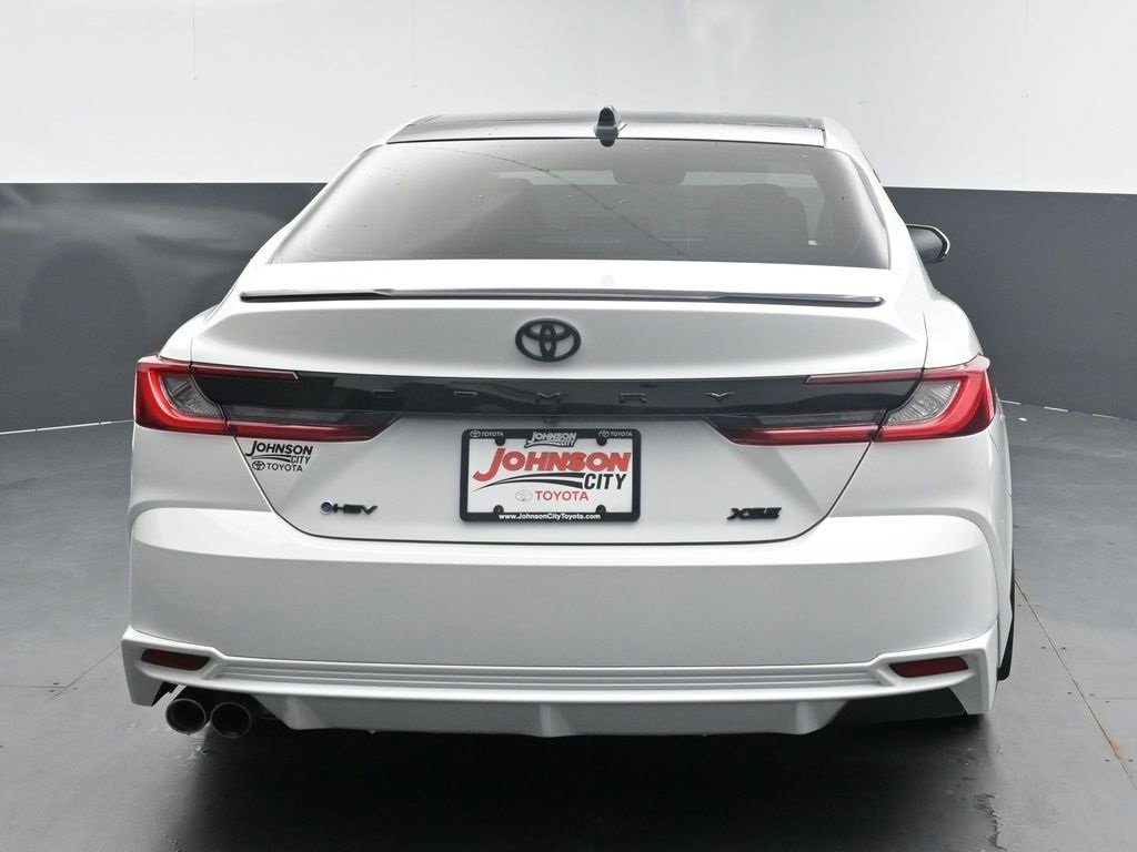 Used 2025 Toyota Camry XSE image 8