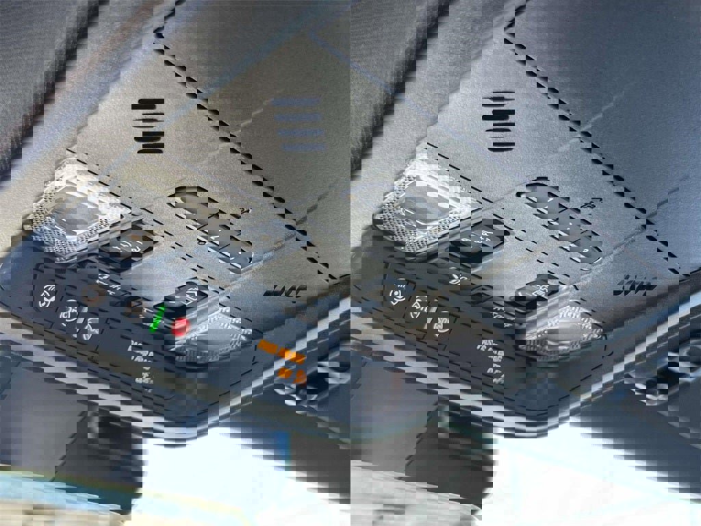 Used 2023 Cadillac XT4 Luxury w/ Cold Weather Package image 12