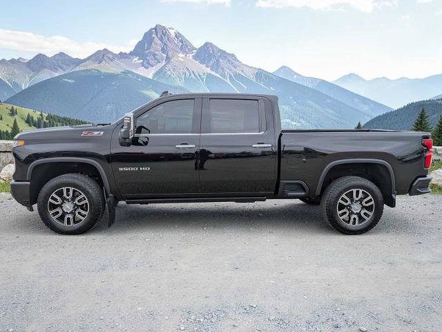Used 2024 Chevrolet Silverado 3500 LTZ w/ LTZ Plus Package AWD/4WD image 3
