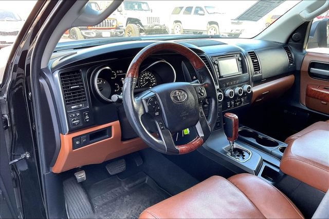 Used 2019 Toyota Sequoia Platinum AWD/4WD image 14