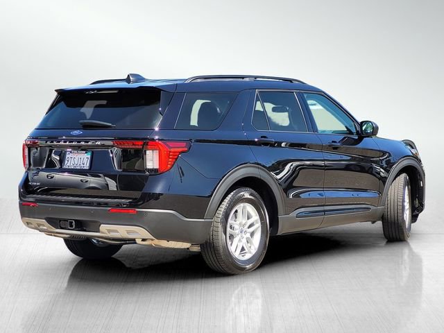 Used 2026 Ford Explorer Active w/ Active Comfort Package image 4