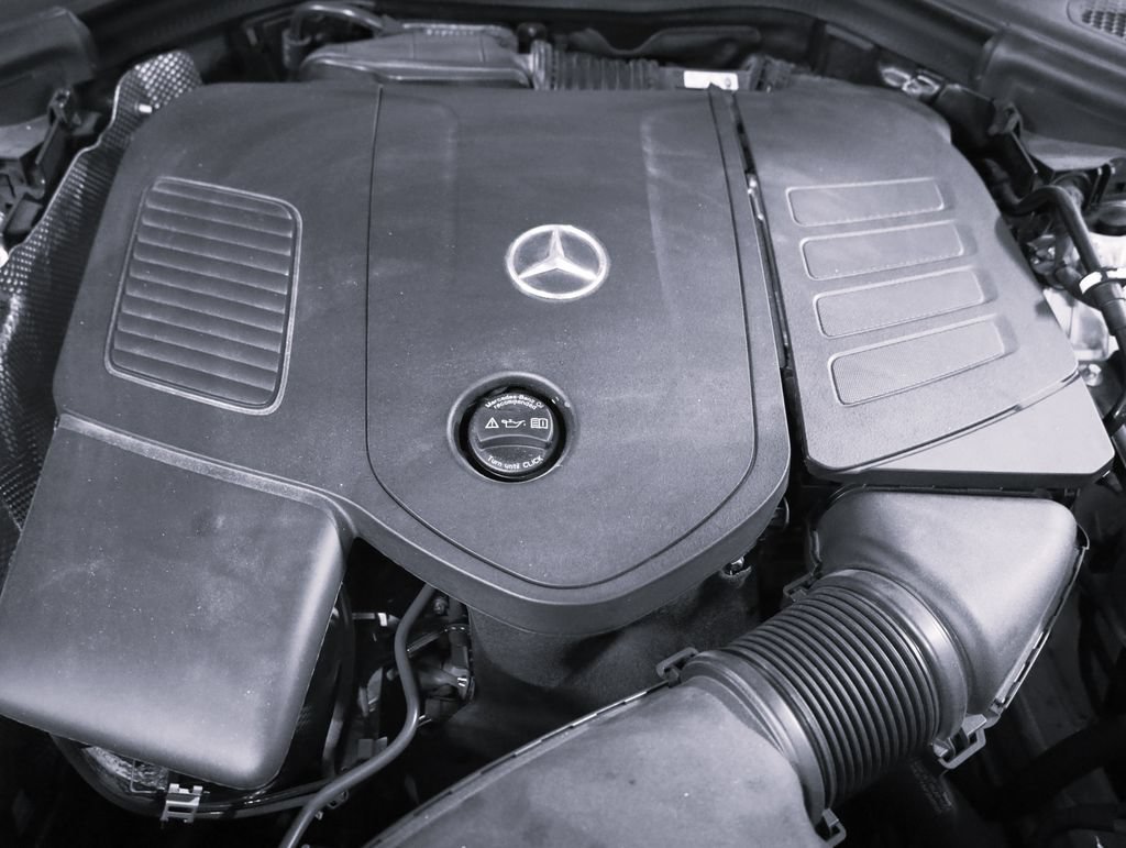 Certified 2024 Mercedes-Benz GLC 300 4MATIC image 68