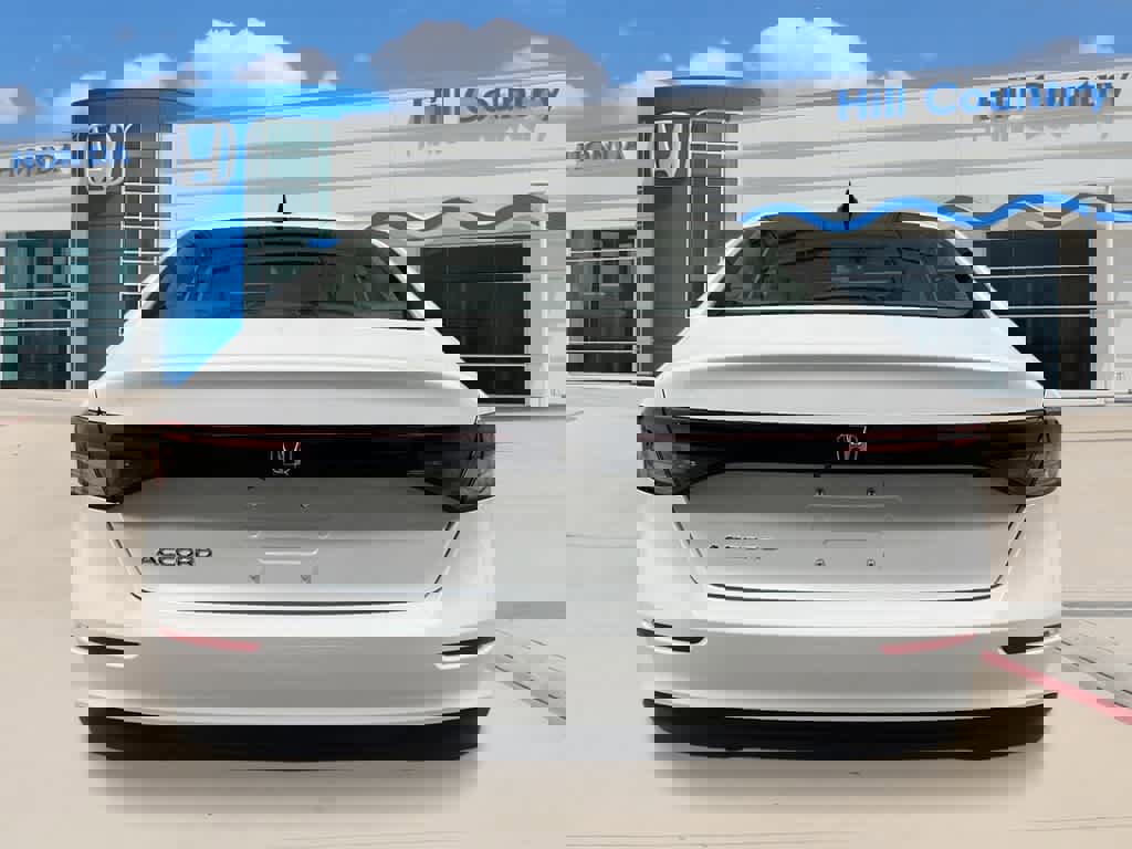 New 2025 Honda Accord SE image 4