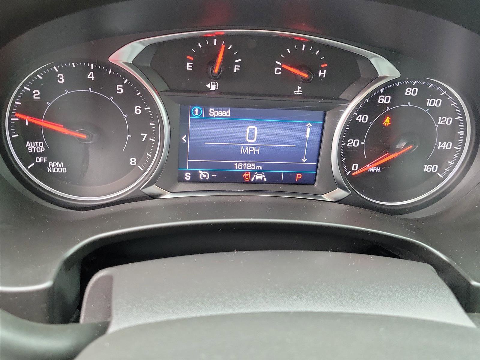 Used 2024 GMC Terrain SLE image 24