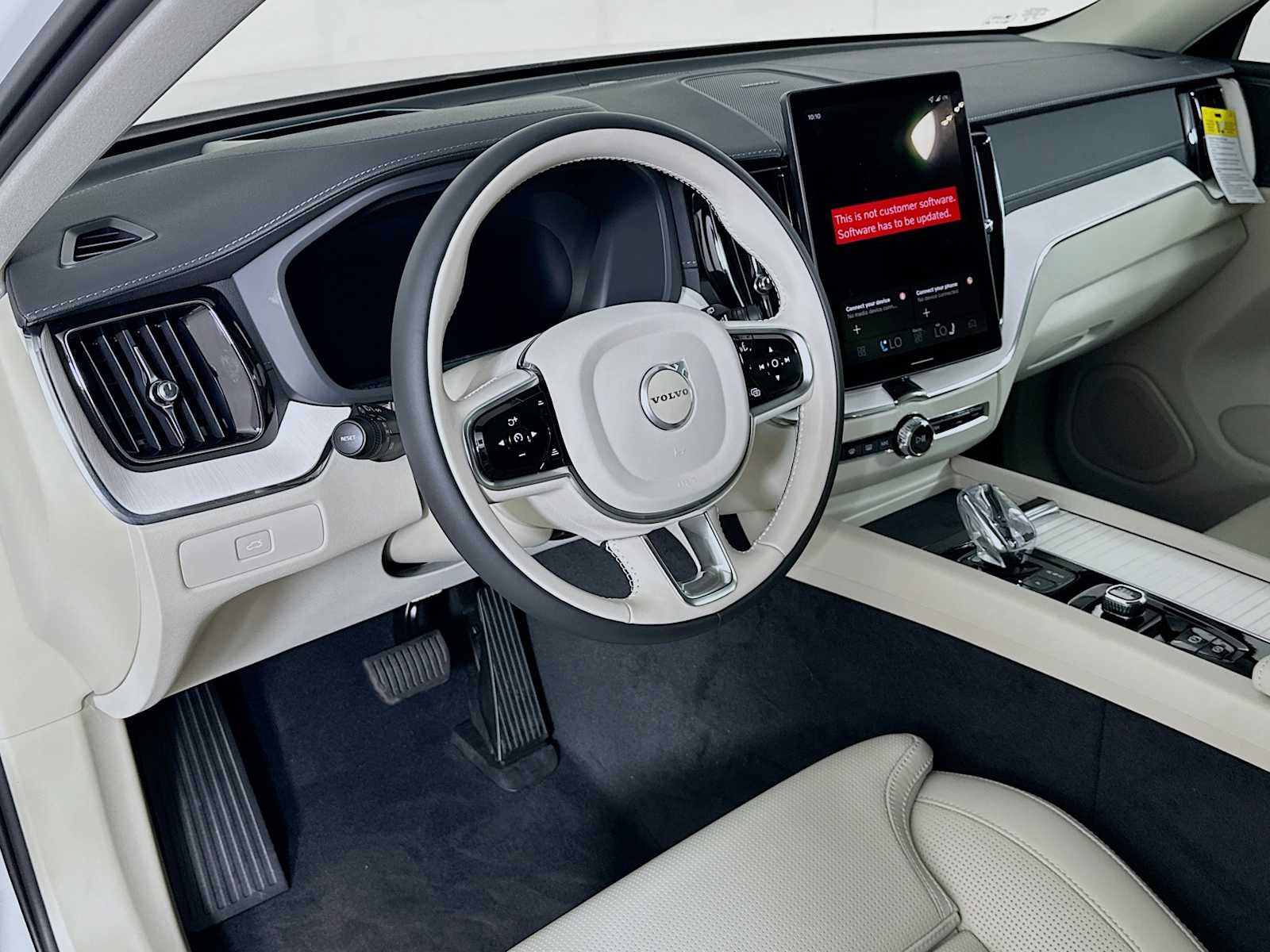 New 2026 Volvo XC60 B5 Ultra w/ Climate Package PRO AWD/4WD image 9