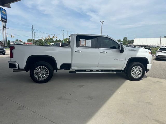 Used 2020 Chevrolet Silverado 2500 High Country w/ Z71 Off-Road Package AWD/4WD image 4