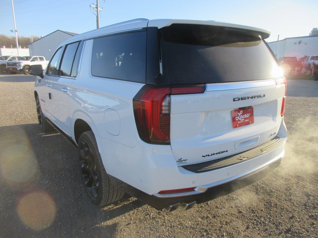 New 2026 GMC Yukon XL Denali w/ Denali Reserve Package image 7