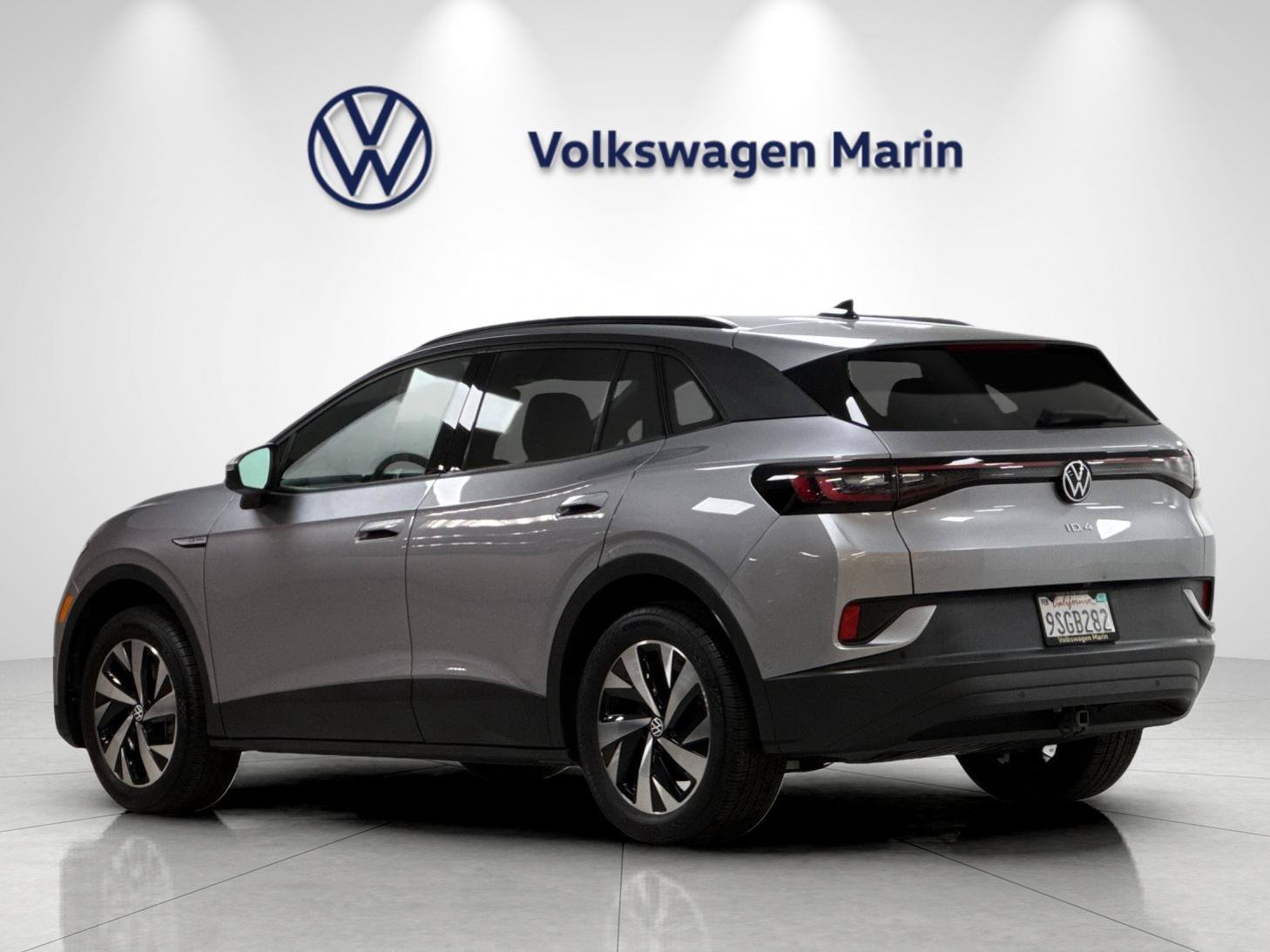 Used 2023 Volkswagen ID.4 Pro AWD/4WD image 3