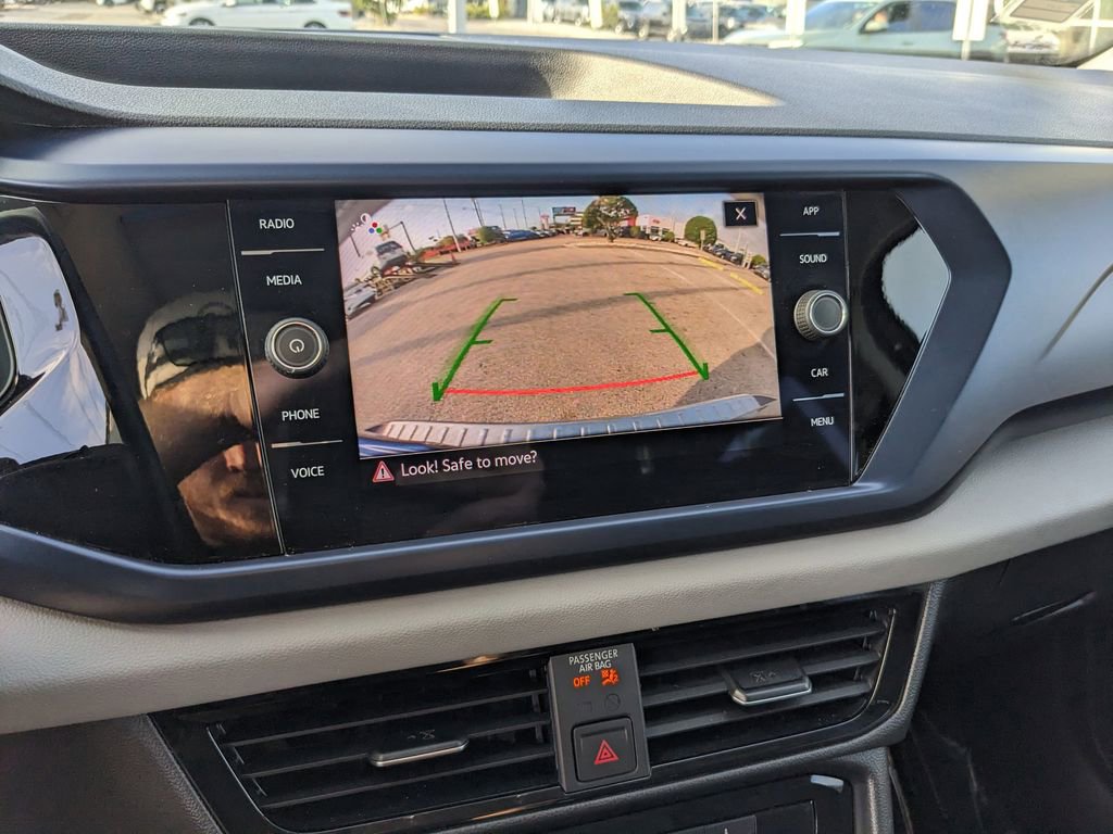 Used 2023 Volkswagen Taos SE image 20