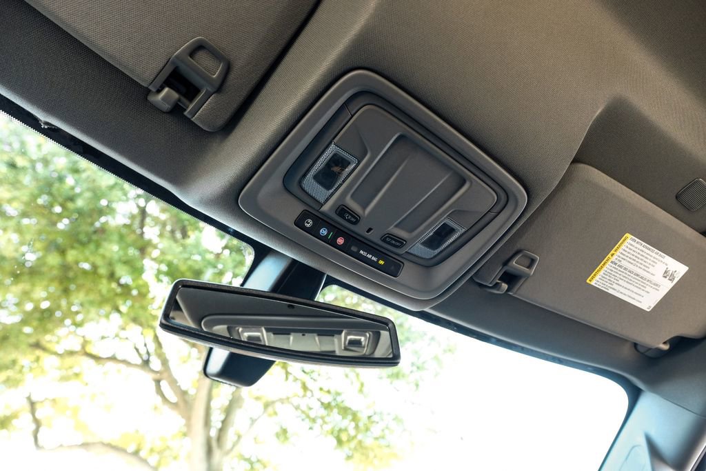 Used 2021 Chevrolet Silverado 1500 RST w/ Bed Protection Package image 28