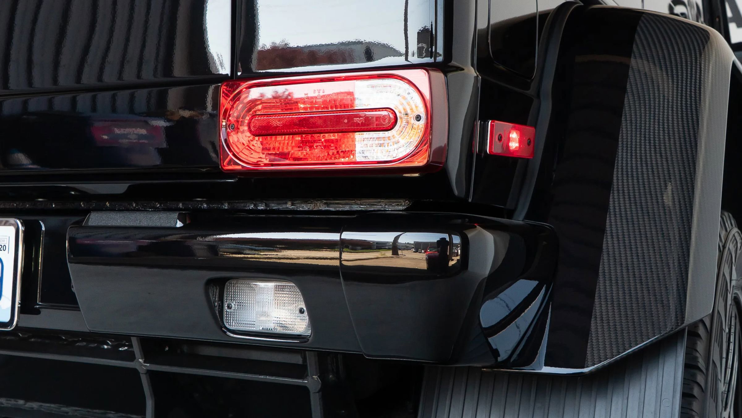 Used 2017 Mercedes-Benz G 550 Squared image 15