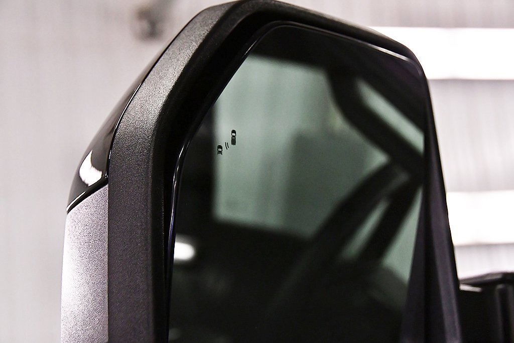 Used 2025 Ford F350 Platinum image 15