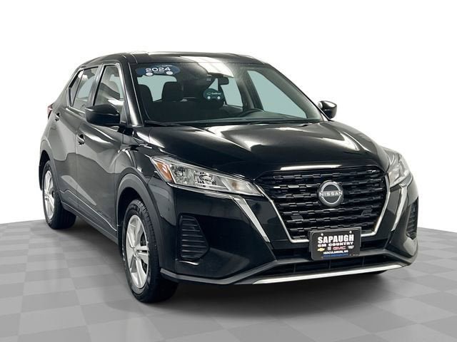 Used 2024 Nissan Kicks S FWD image 1
