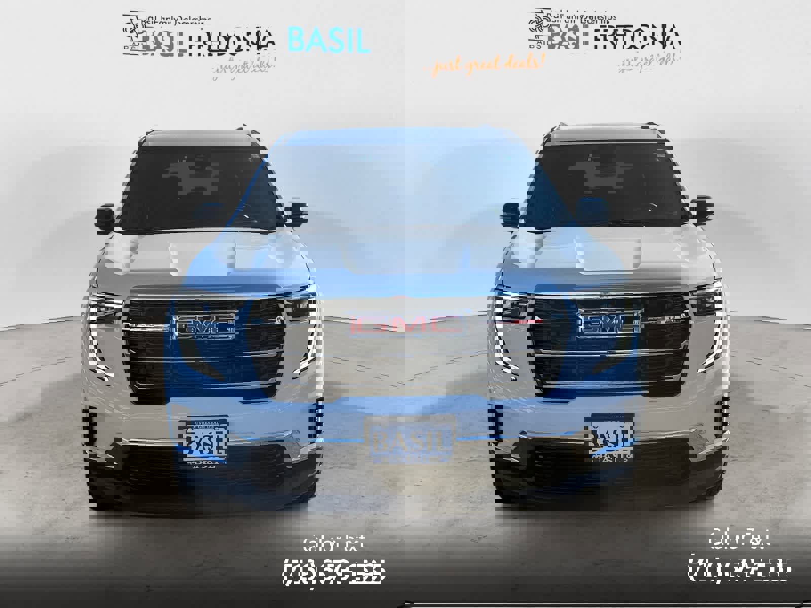 Used 2025 GMC Acadia Elevation image 8