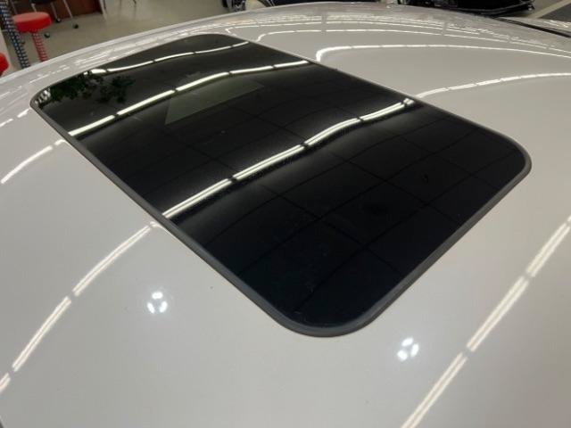 Used 2018 Lincoln MKZ Reserve w/ Technology Package FWD image 27