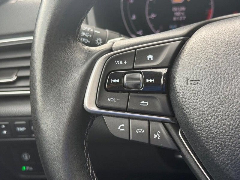Used 2020 Honda Accord Touring image 15