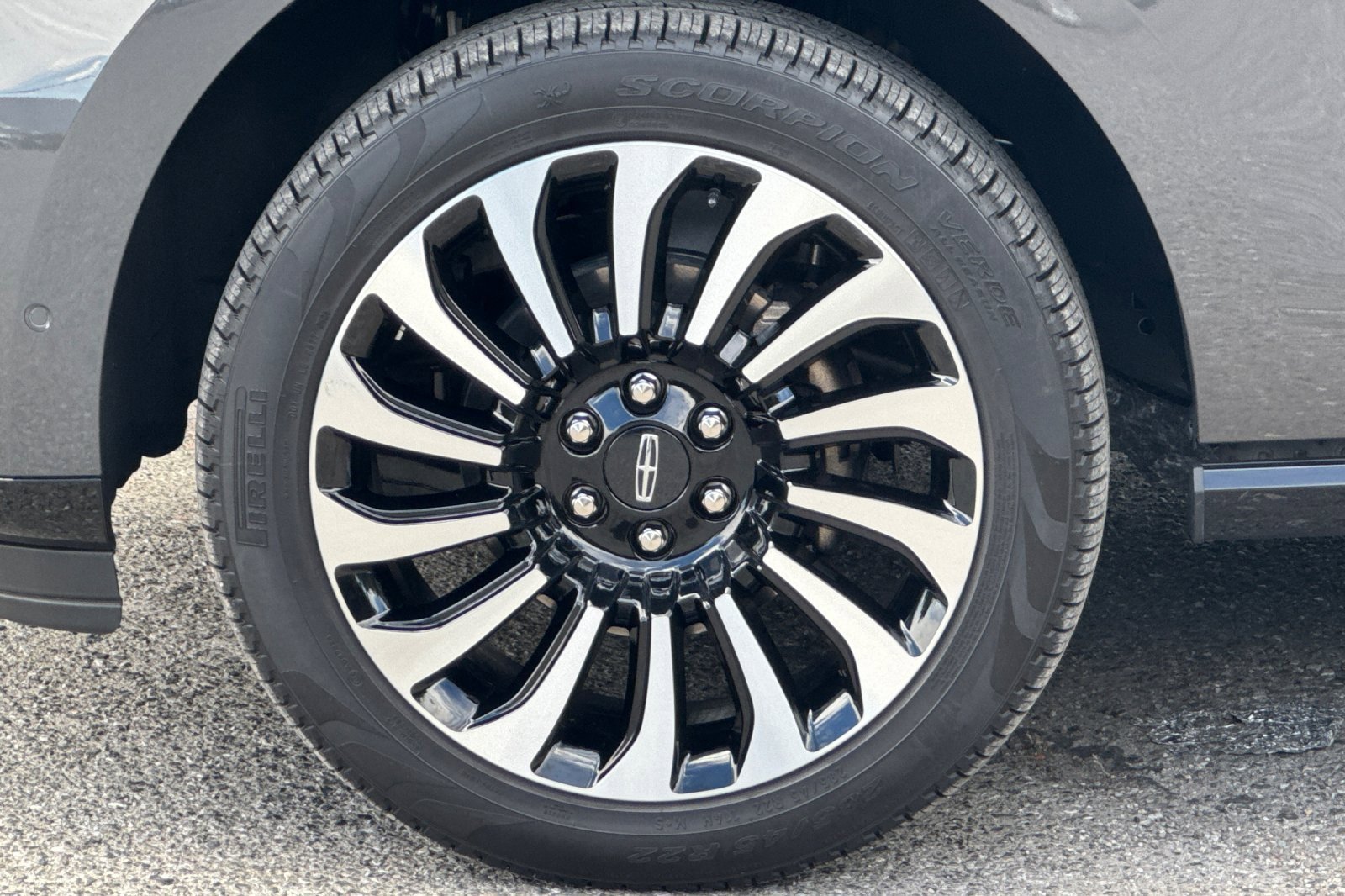 Used 2024 Lincoln Navigator Black Label image 28