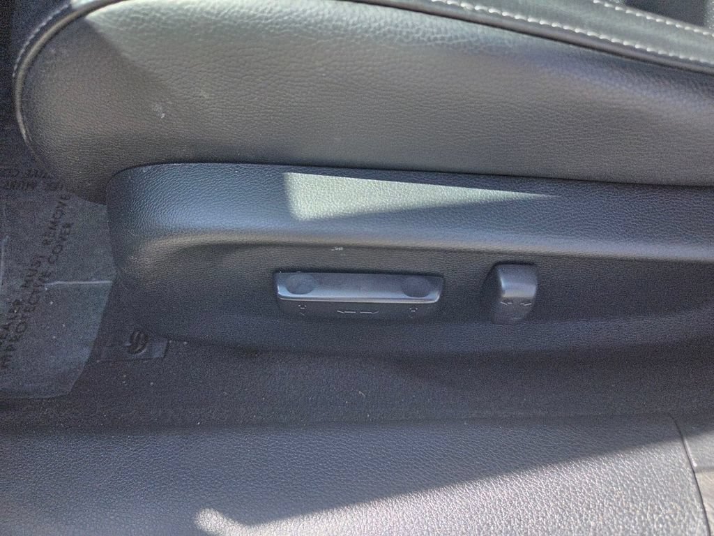Used 2020 Honda Civic Touring image 4