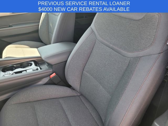 Used 2026 Ford Explorer Active RWD image 11