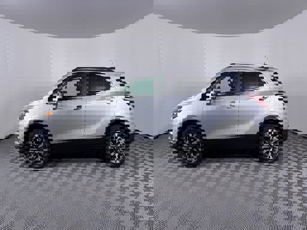 Used 2021 Buick Encore Preferred w/ Safety Package II image 10