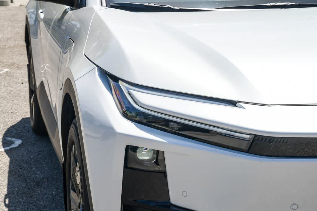 New 2026 Toyota C-HR AWD/4WD image 4