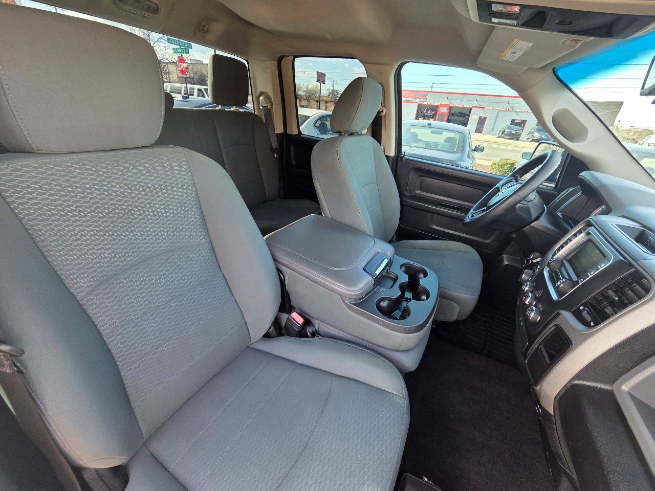 Used 2015 RAM 1500 Express image 18