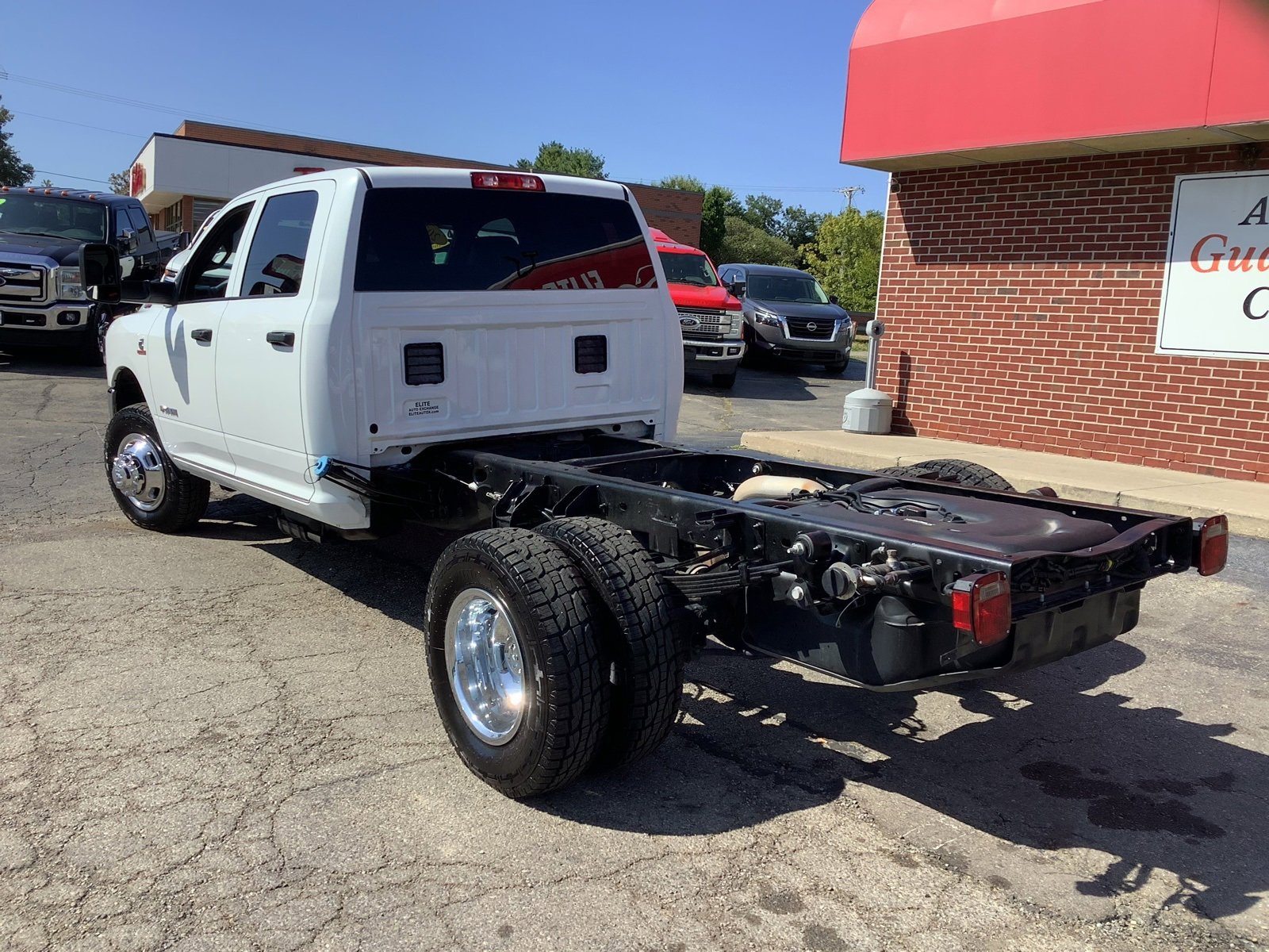 Used 2022 RAM 3500 Tradesman w/ Chrome Appearance Group image 5