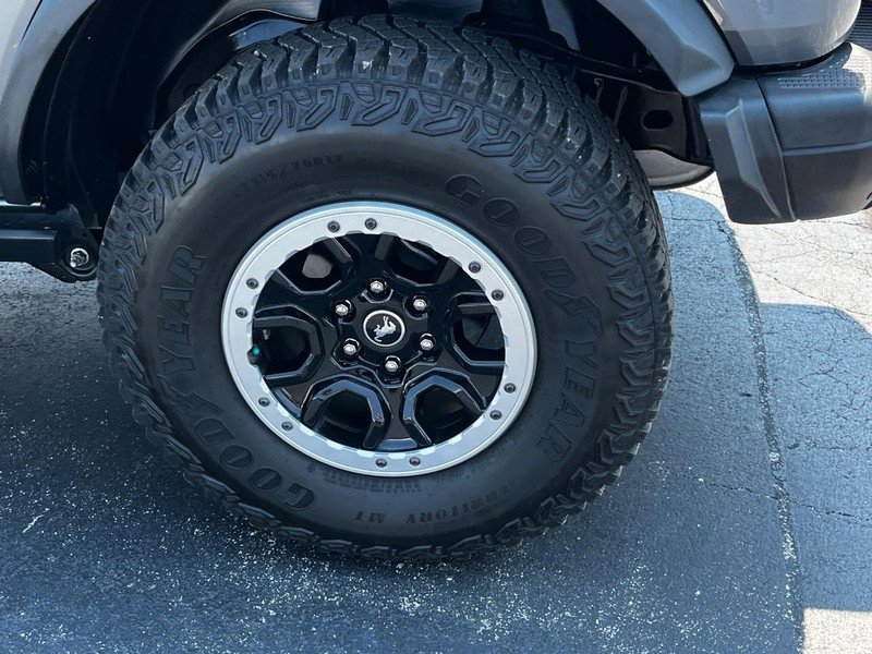 Used 2023 Ford Bronco Badlands image 7