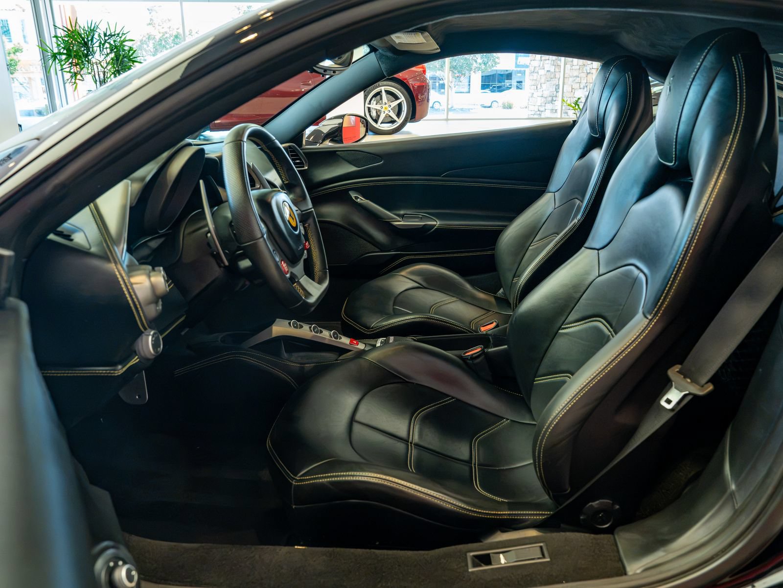 Certified 2016 Ferrari 488 GTB RWD image 10
