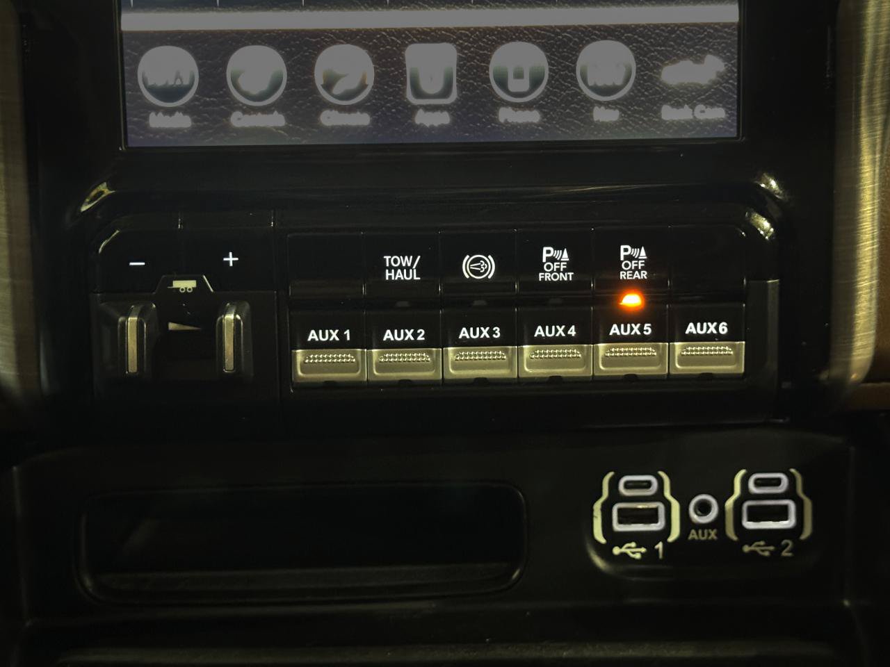 Used 2020 RAM 2500 Limited AWD/4WD image 35