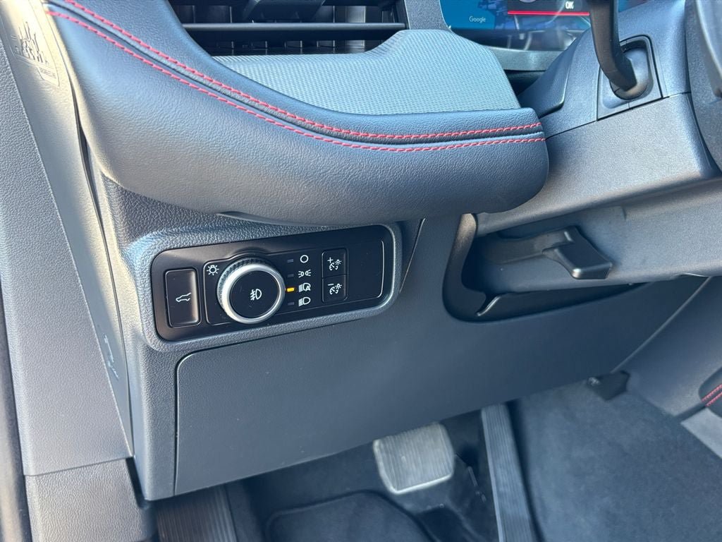Used 2025 Ford Explorer ST AWD/4WD image 19