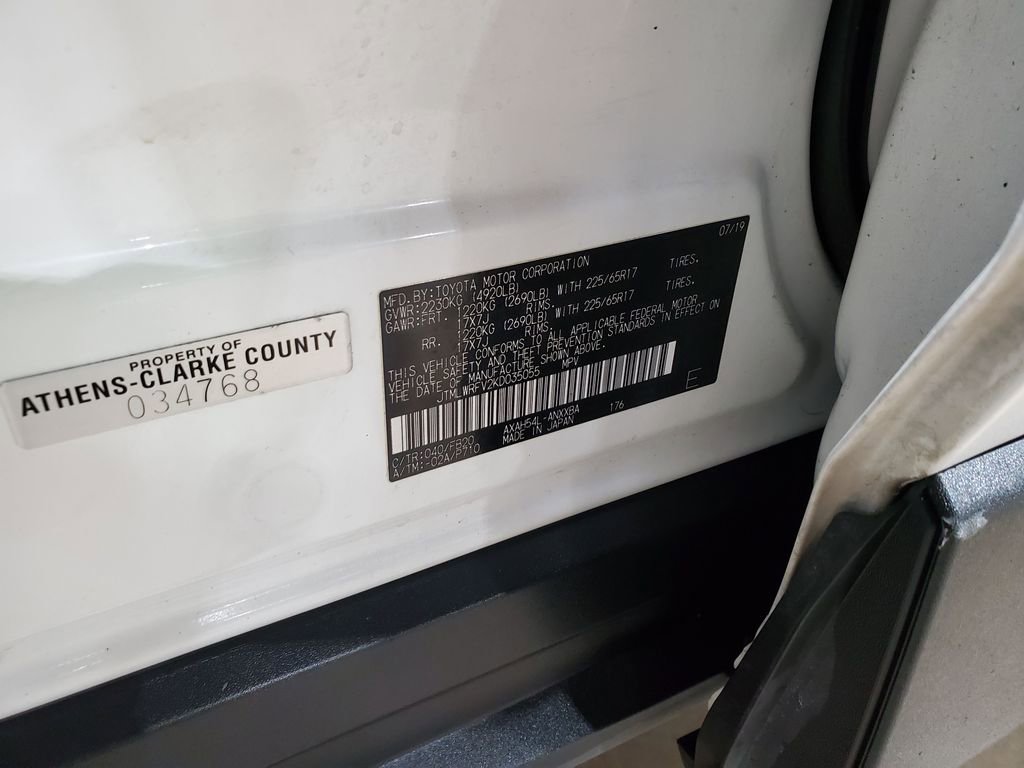 Used 2019 Toyota RAV4 LE AWD/4WD image 32