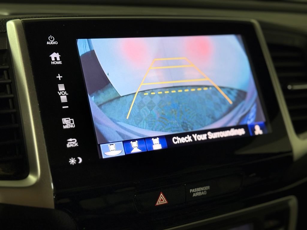 Used 2017 Honda Pilot Elite image 15