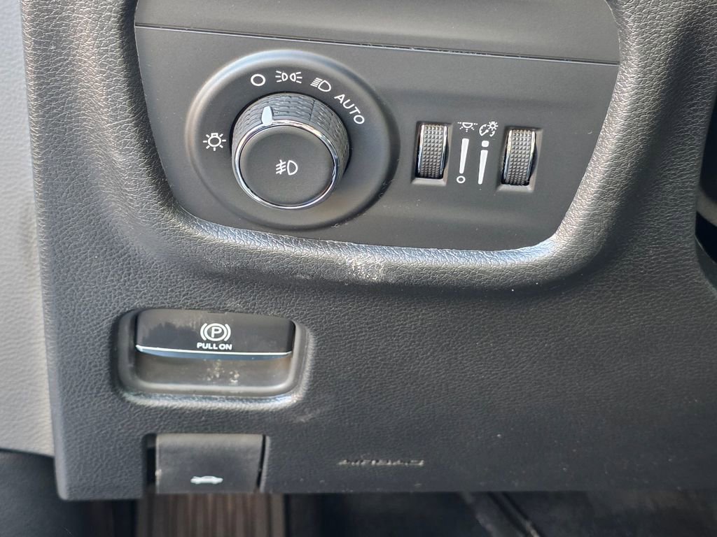 New 2026 Jeep Grand Cherokee Limited image 12