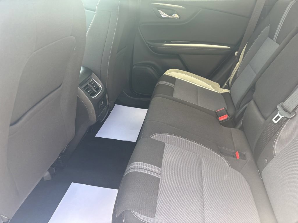 Used 2025 Chevrolet Blazer LT FWD image 26