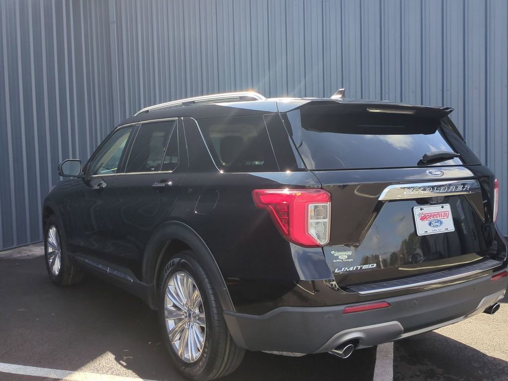 Used 2021 Ford Explorer Limited w/ Equipment Group 301A RWD image 8