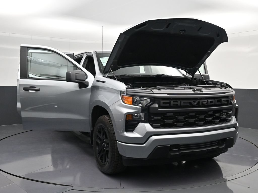 Used 2026 Chevrolet Silverado 1500 Custom w/ Turbomax Blackout Package RWD image 33