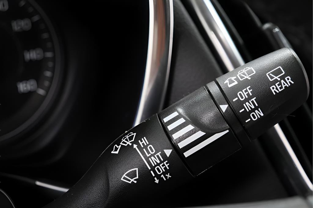 Used 2024 Chevrolet Equinox LT image 17