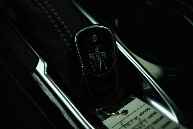 Used 2024 Buick Encore GX Sport Touring image 19