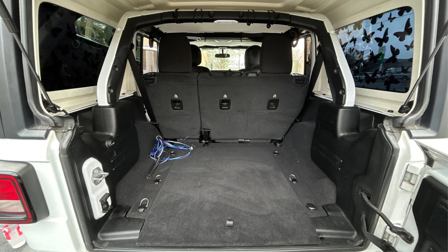 Used 2020 Jeep Wrangler Unlimited Sport image 43