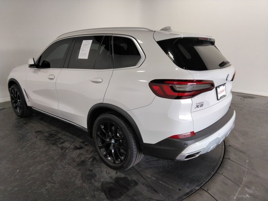 Used 2022 BMW X5 xDrive40i w/ Executive Package image 8