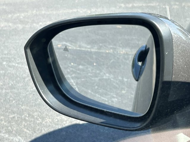 Used 2023 Nissan Rogue SV FWD image 15