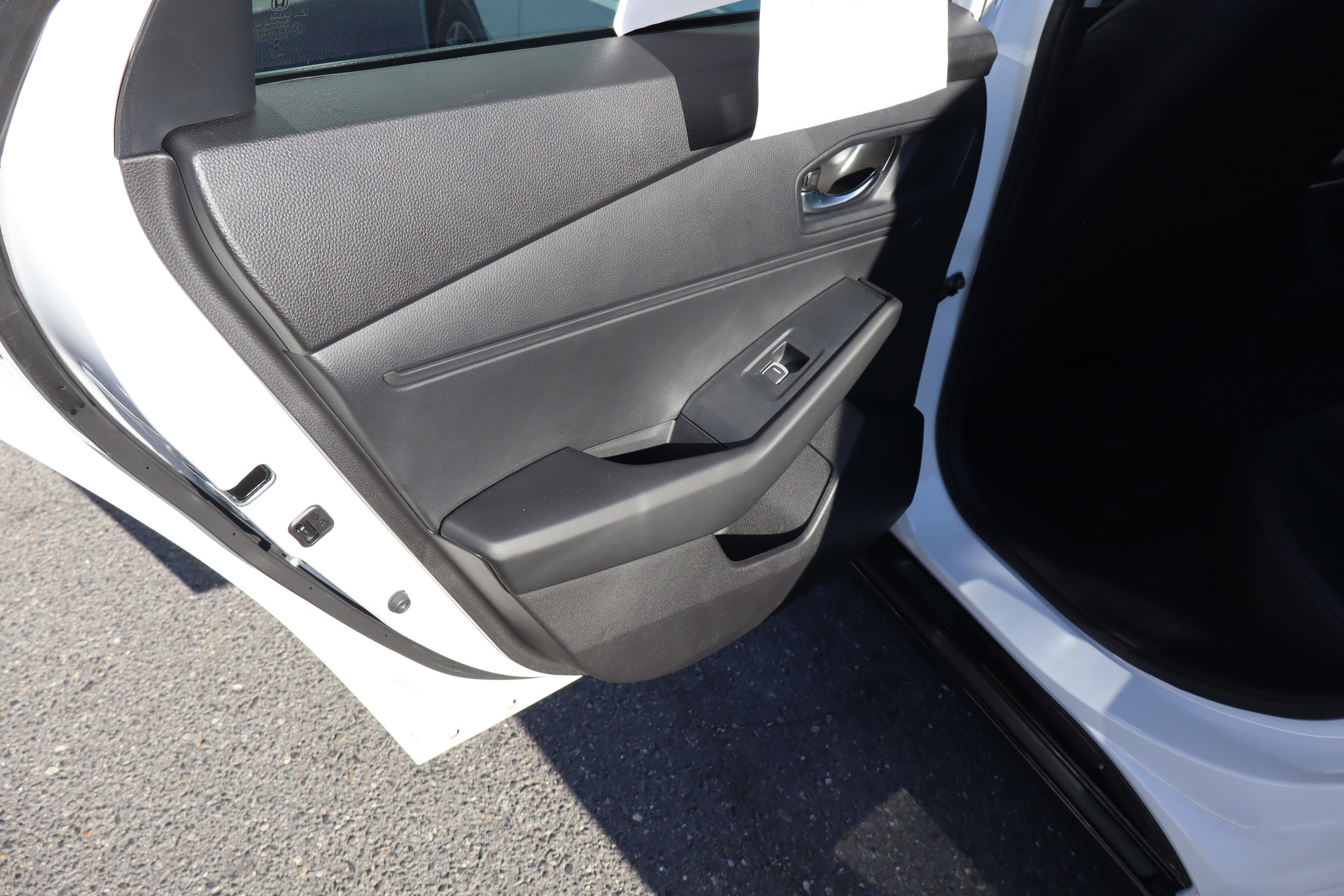 Used 2024 Honda Accord EX-L image 30