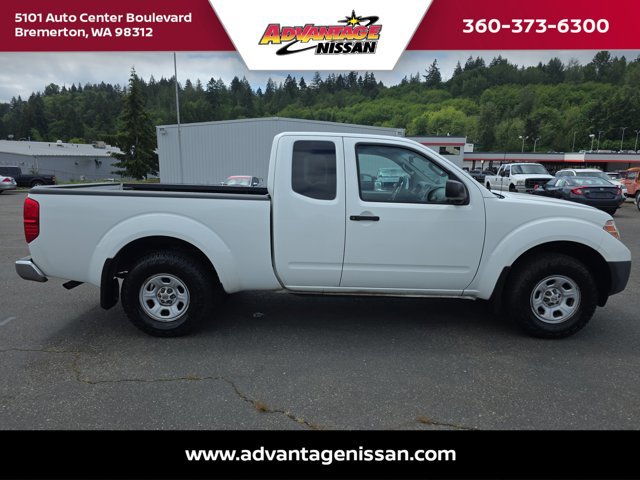 Used 2014 Nissan Frontier S RWD image 7