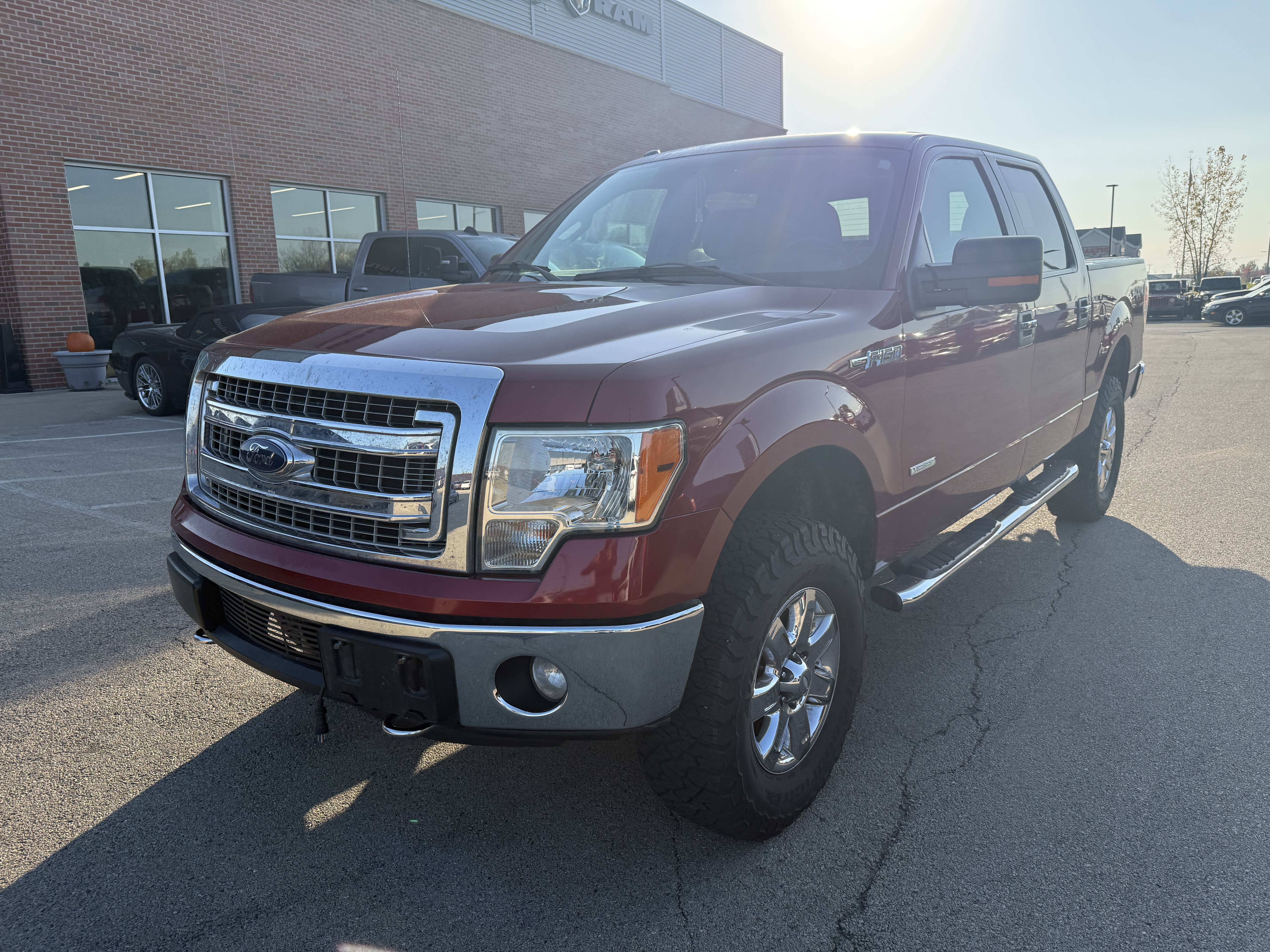 Used 2013 Ford F150 XLT w/ Luxury Equipment Group AWD/4WD image 5