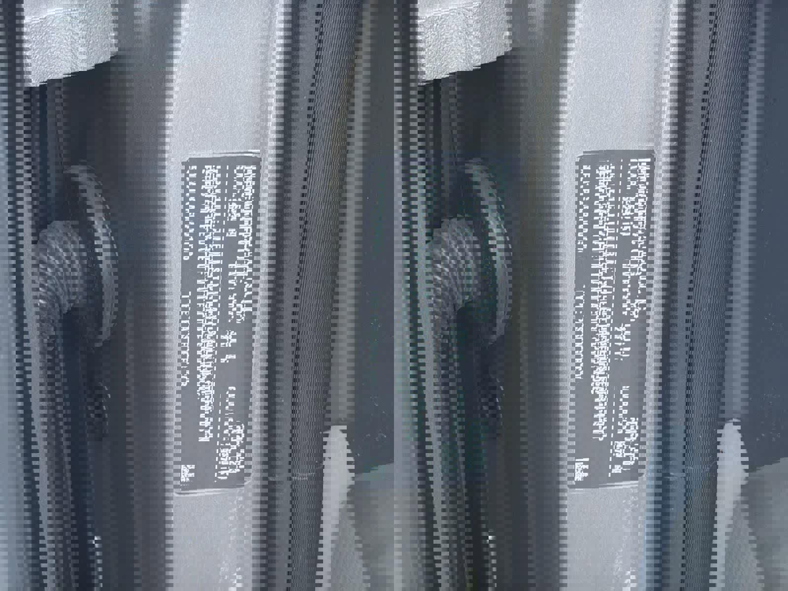 Used 2024 Lucid Air Pure image 9