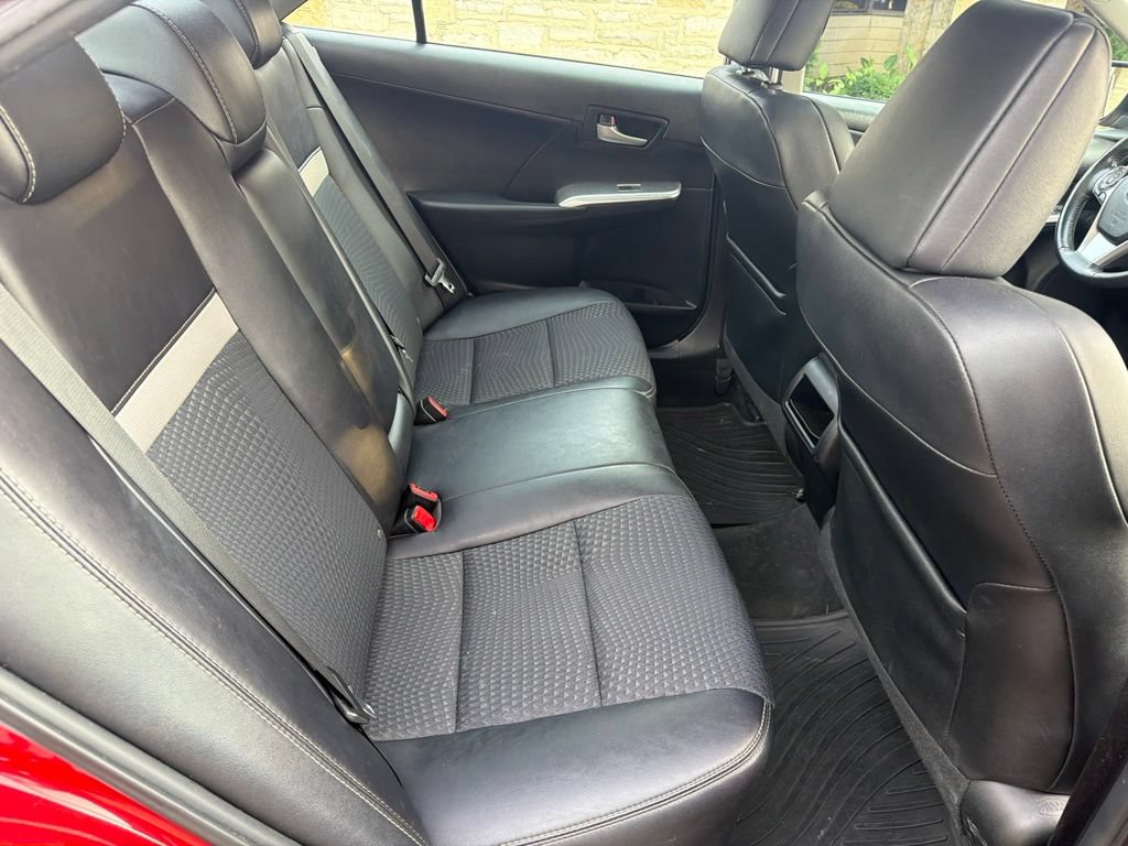 Used 2012 Toyota Camry SE FWD image 21