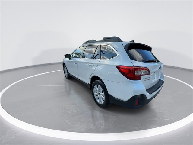 Used 2018 Subaru Outback 2.5i Premium image 6
